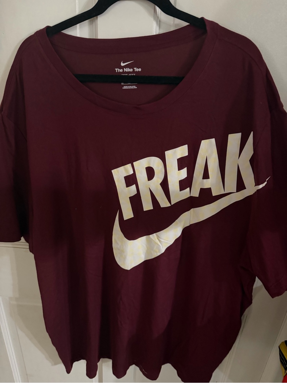 Nike Men’s Maroon FREAK Tee